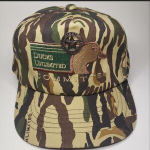 Vintage Rare Ducks Unlimited Committee Camo Snapback Cap/Hat with 1994 badge pin